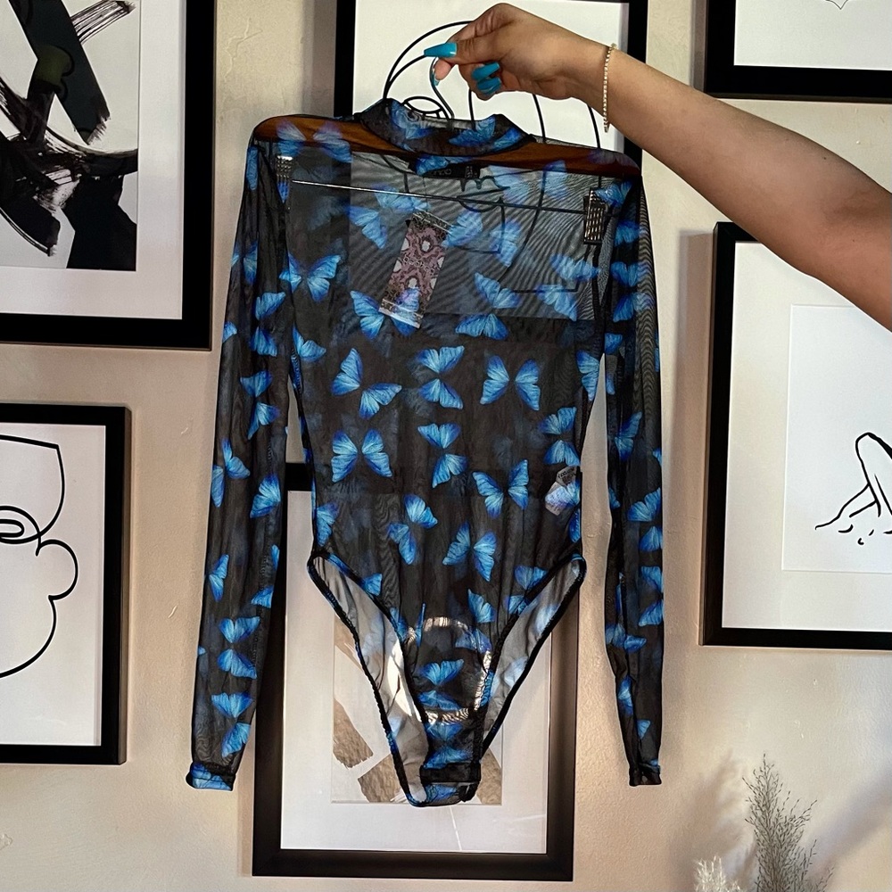 SOLD!!! Boohoo bodysuit